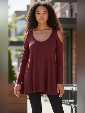 Cold-Shoulder Flowy Swing Tunic Sweater Top in Burgundy, L